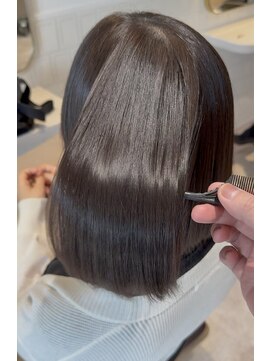 ファロ 二子玉川(falo) 【プレミアム髪質改善】髪質改善縮毛矯正＋カット