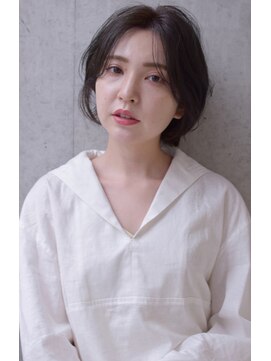 バロンフェム(baLon.fem) 【Stylist 本田愛】リラックス感のあるラフボブ