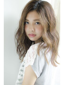 キートスバイガーランド (Kiitos by Garland) [kiitos/吉祥寺]☆大人フェミニンヴェールウェーブ☆