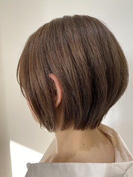 エイム(AIM) ナチュラルショートボブ/丸みショート