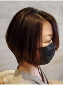 ショートボブ