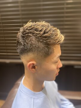 ヒロギンザバーバーショップ 丸の内店(HIRO GINZA BARBER SHOP) フェード