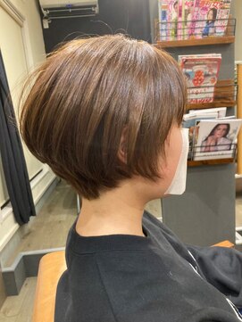 アンバー(amber) 大人ショート