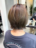 ロンドエニカ 大宮(Lond enika)&nbsp;切りっぱなしボブレイヤーカットくびれスタイルオリーブベージュ