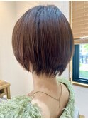 耳掛けショートボブ