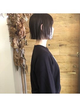 シキオ ヘアデザイン(SHIKIO HAIR DESIGN FUK) 警固ボブ