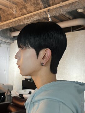 ルアウアオ(LUAU Ao) 《北斗》本場マッシュ / Instagram - @hokutooo16