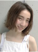 切りっぱなしショート・ボブ/絶壁解消/前髪なし/30代/40代/面長