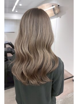 ヘアサロン エフ 渋谷(F) #ミルクティーベージュ #ブロンドベージュ #アッシュベージュ