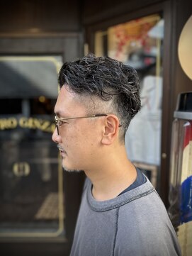 レオヘアワークス(LEO HAIR WORKS) ラルフカール　イケおじ　パーマ　メンズカット　新潟　バーバー