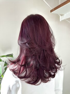 ボルドーカラー レイヤーカット バタフライレイヤー ブリーチ1回