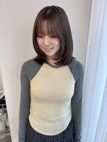 ワゴンヘアー(wagon hair) ミディアムレイヤーとやわらかいベージュ