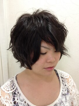 アーデン(Arden) ふわふわショートボブ