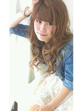 ムーンロータス(Moon Lotus) ナチュラルから無造作に