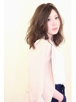 プラウド(proud) ミディ　ミディアム　カラー　アッシュ　ベージュ　ふわふわ