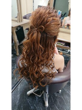 エヌエービー 池袋店(N.A.B.) ハーフアップ