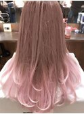 ホワイトピンク　グラデーション