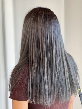 クロエ バイ ラヴィズム 小針店(CLOE by LUVISM) グレーカラー