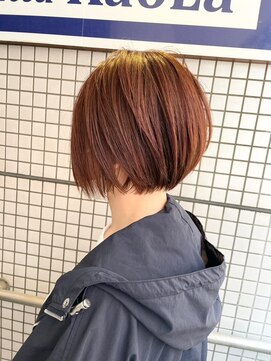 ルッツ カオラ(Ruttu KaoLa) 前下がりショート＊