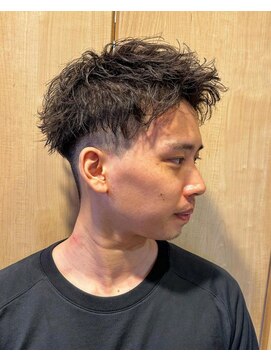 クレア 能見台(CREA) 横浜メンズツイストピンパーマスパイキーショート短髪刈り上げ