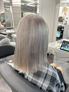 エイト 立川店(EIGHT) グレージュ