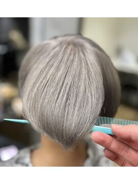 エモシオン(E MOTION) ピュアグレー