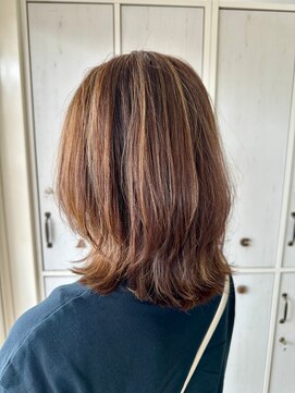 ハピネス 泊店(happiness) 切りっぱなし×ウルフボブ