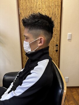モア美容室 刈り上げベリーショート