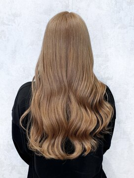 デミヘアー(Demi hair) ベージュ×リバース巻き