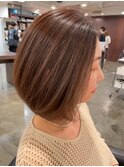 表参道白髪ぼかしくびれショートボブアッシュベージュ40代50代