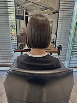 サーカス(circus) 切りっぱなしボブ