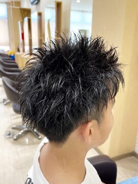 デザイニングヘアードゥ(designing hair Deux) メンズツーブロックスパイキーショート　【メンズ/スパイキー】