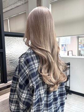 ジャストビューティマカロン 上大岡(Just Beauty macaron) 【 mio 】ベージュ/ミルクティーベージュ