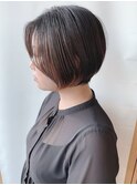 大人前下がり髪質改善カラー丸みショートボブ