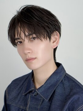 オーシャントーキョーオーバー 渋谷(OCEAN TOKYO OVER) マッシュセンターパートツーブロックフェザーパーマニュアンス