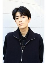 プランツヘアー&nbsp;リバースセンターパート コンマバング 韓国風ヘア 博多美容室