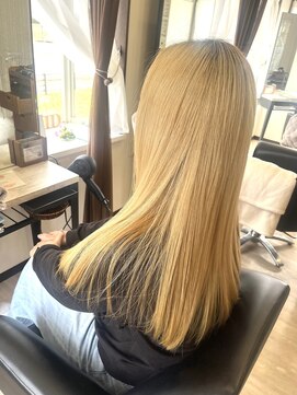 コアフィールフィス(COIFFURE fils) 《見附　今町》