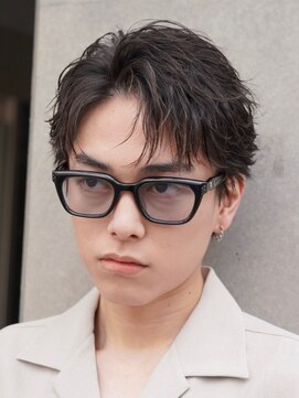 バイフィフス 原宿/表参道(by fifth) 緩め波巻きスパイラルパーマシャドウパーマメンズセンターパート