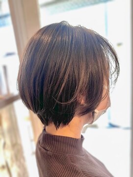 コハク(COHAQ BEAUTY AND RESORT) ショート/ショートボブ/大人ショート/30代/40代/湘南