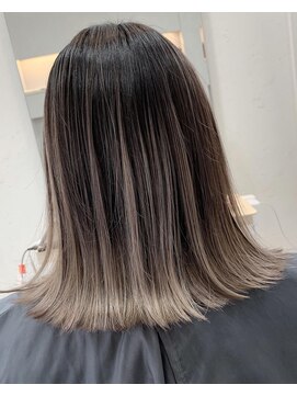 リアン(LIAN) 切りっぱなしボブ