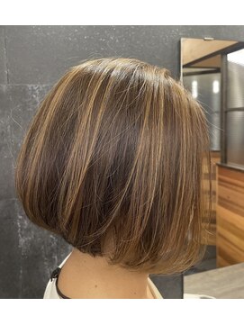 エーデルシェーンハイト(EDEL schonheit) 『乾かすだけで決まる』ナチュラル前下がりボブ