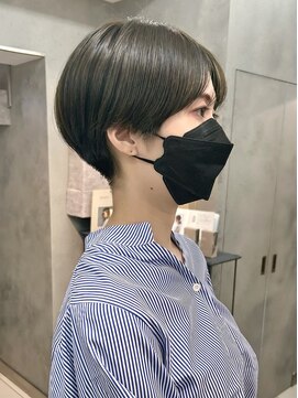 ヴェイン 渋谷(vain) 大人かわいい刈り上げショート 透明感オリーブグレージュ