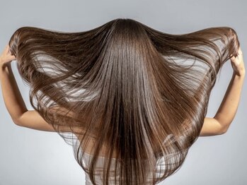 ここロヘアー(ここRo hair)の写真/【武蔵塚駅徒歩5分】上通り有名トップサロン出身で多数受賞歴ありのスタイリストが在籍しているサロン。