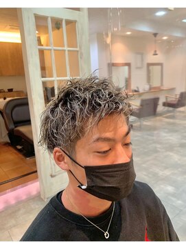 エミー(aimee) ツイスパ&ハイライト