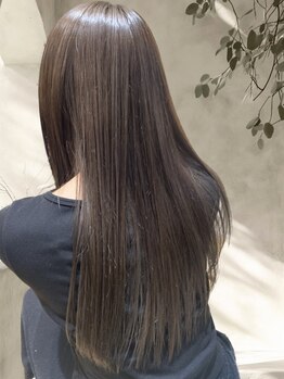 ミカシータ(micasita)の写真/イルミナカラーで透明感のあるやわらかな仕上がりに。カラーソムリエが"本当に似合う"カラーをご提案*