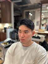 ザマンリバレッジニューヨーク(THE MAN LeverageNewYork)&nbsp;大人海外メンズ刈り上げサイドパート：安良城　瑠夏