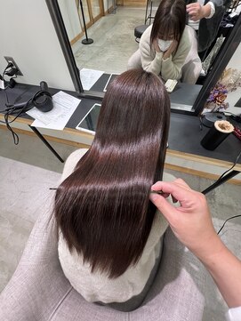 ラヴィエ(RAVIE) 【半田・髪質改善】縮毛矯正/トリートメント/マンツーマン