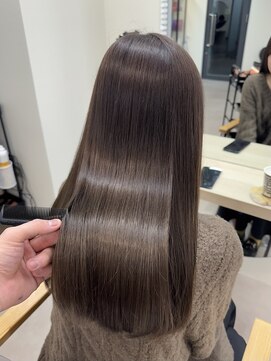 ユニ 江坂(Uni.) 髪質改善　縮毛矯正