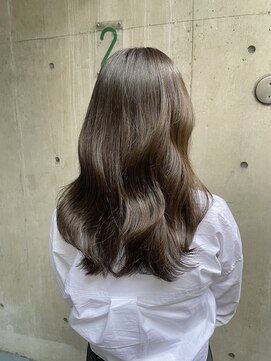 ニコフクオカヘアーメイク(NIKO Fukuoka Hair Make) 福岡天神/20代30代/カットカラー/前髪カット/オリーブ/顔周り