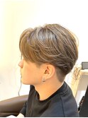 【抜け感◎】毛流れセンターパート×柔らかベージュ